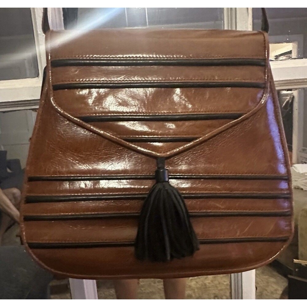 Vintage 100% Leather Portofino Brown Shoulder Bag Purse with Tassel Travel